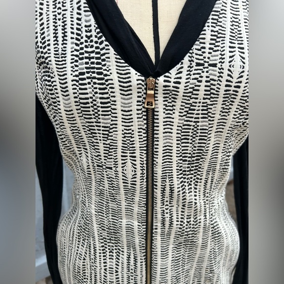 L’AGENCE x INTERMIX Eva dress, size 6 - Picture 5 of 11